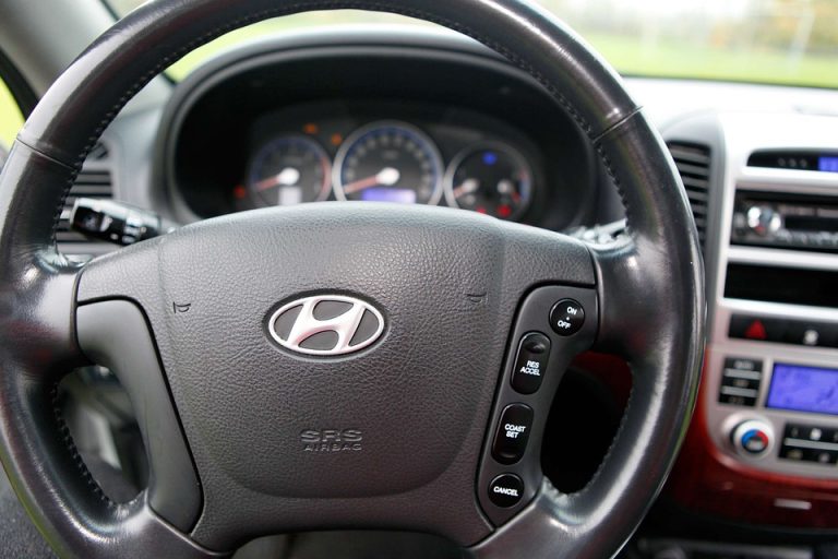 Ketahui Fakta dan Mitos Tentang Perawatan Mobil Hyundai