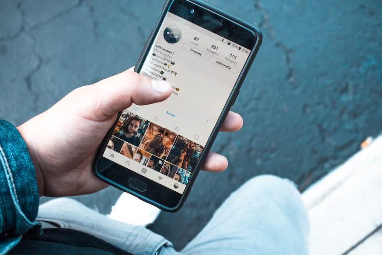 8 Keuntungan Memiliki Bio Instagram yang Aesthetic