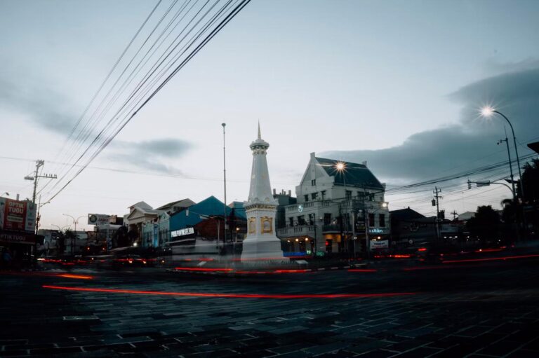 Tips Mengunjungi Tempat Wisata di Jogja dengan Budget Terbatas