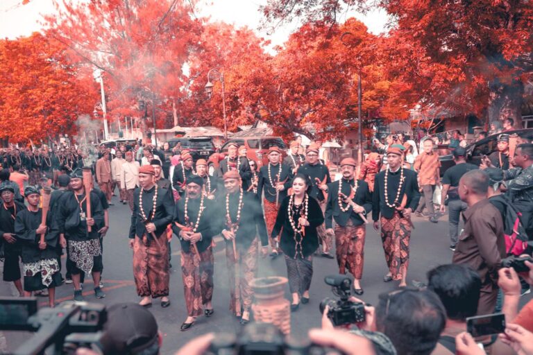 Paket Wisata Solo untuk Pecinta Seni dan Budaya
