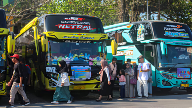 Tips Memilih Agen Sewa Bus Pariwisata Terbaik di Surabaya