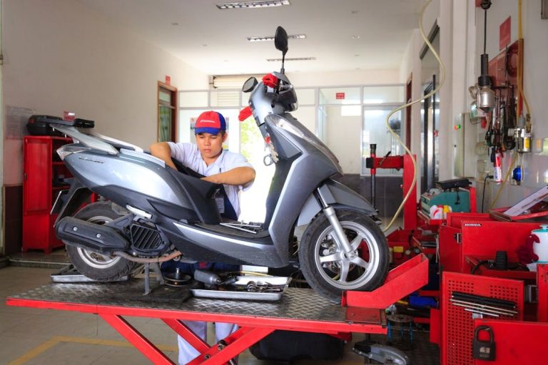 Tips Menghemat Biaya Perawatan Motor dengan Sparepart Berkualitas